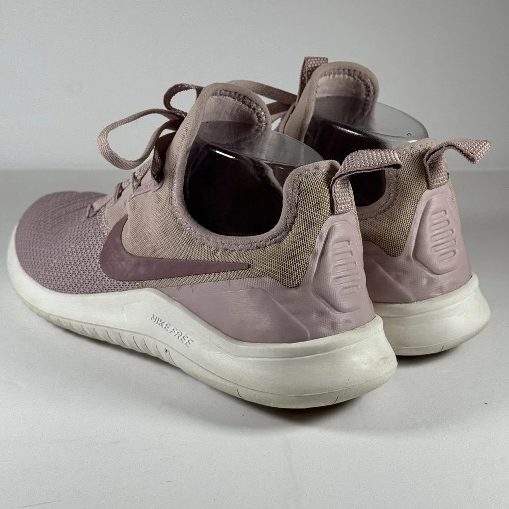 Nike Free TR 8‎ Plum Chalk  Plum Dust  Summit White Sneaker Shoe Women's Size  7